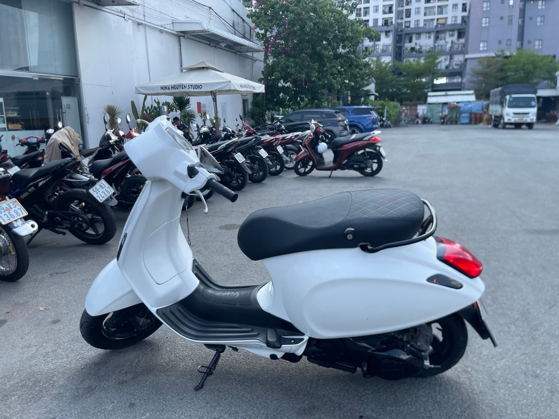 Vespa show quay chụp